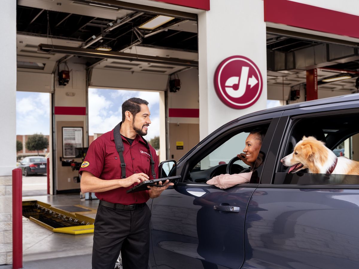 Service advisor explaining results